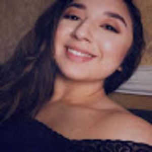 Meet your Posher, Priscila